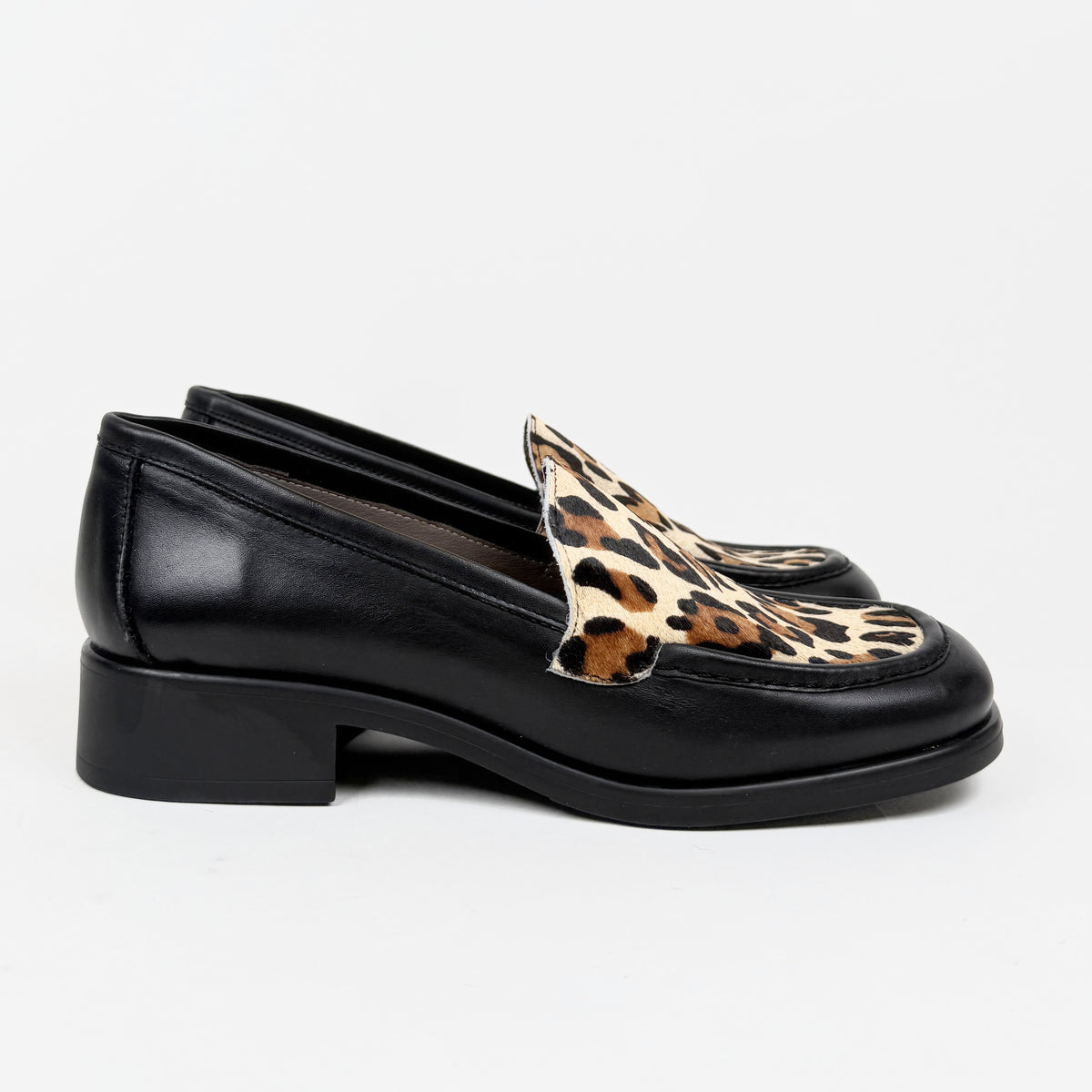 Wikers Tristan black leopard Wikers